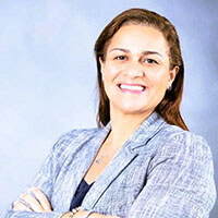 Amanda Strumiello headshot